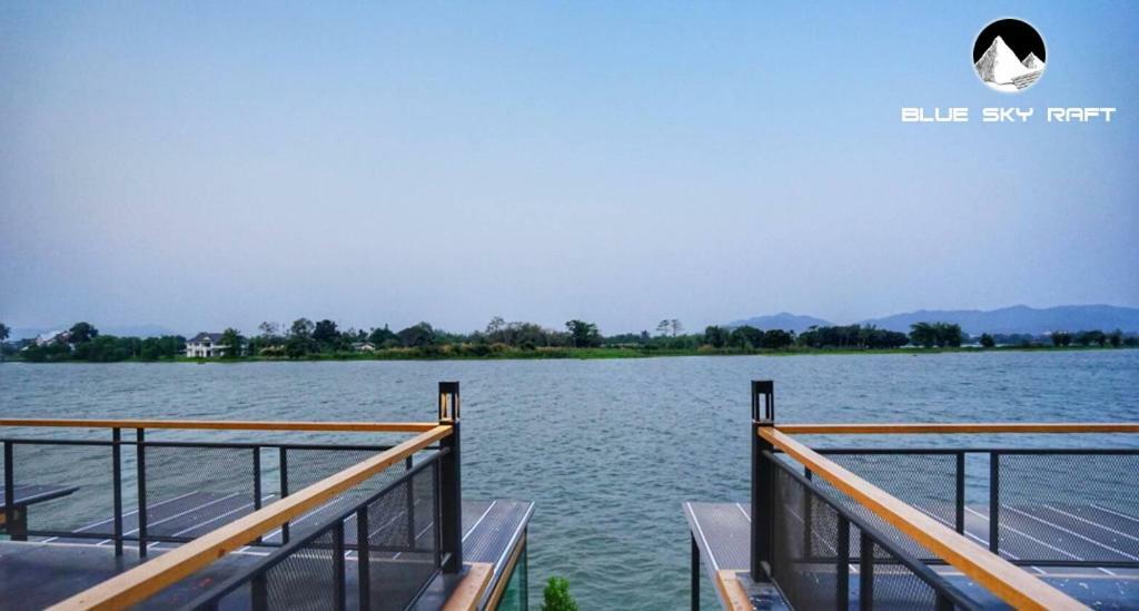 Blue Sky Raft At Kanchanaburi Exterior photo